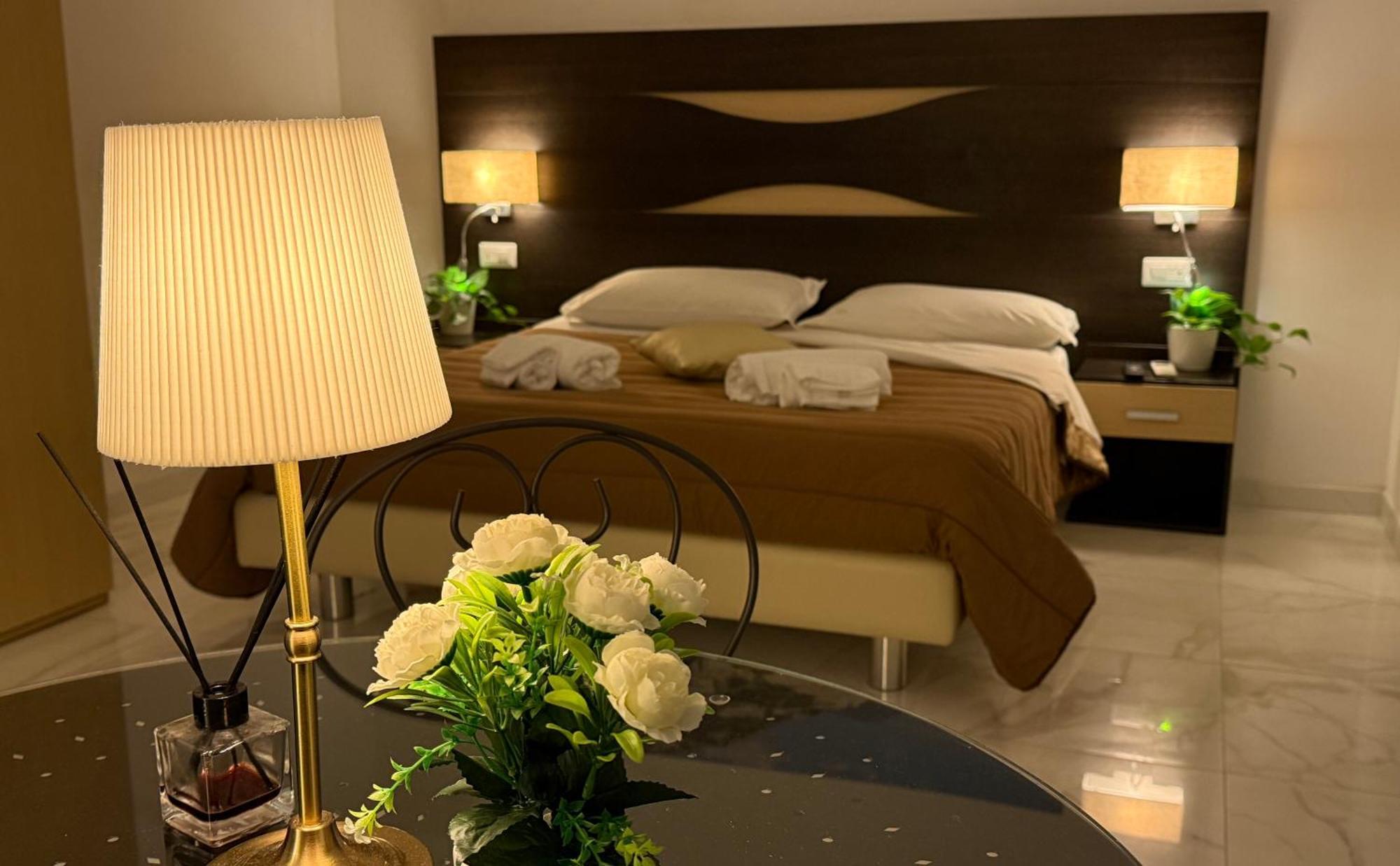 La Maison Rose ไมยอรี ภายนอก รูปภาพ