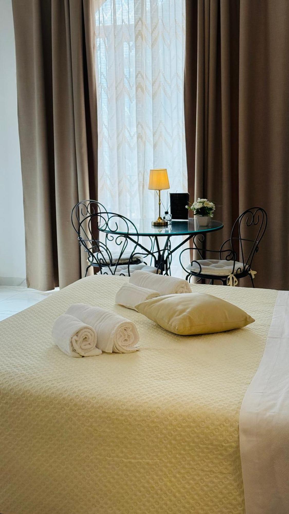 La Maison Rose ไมยอรี ภายนอก รูปภาพ