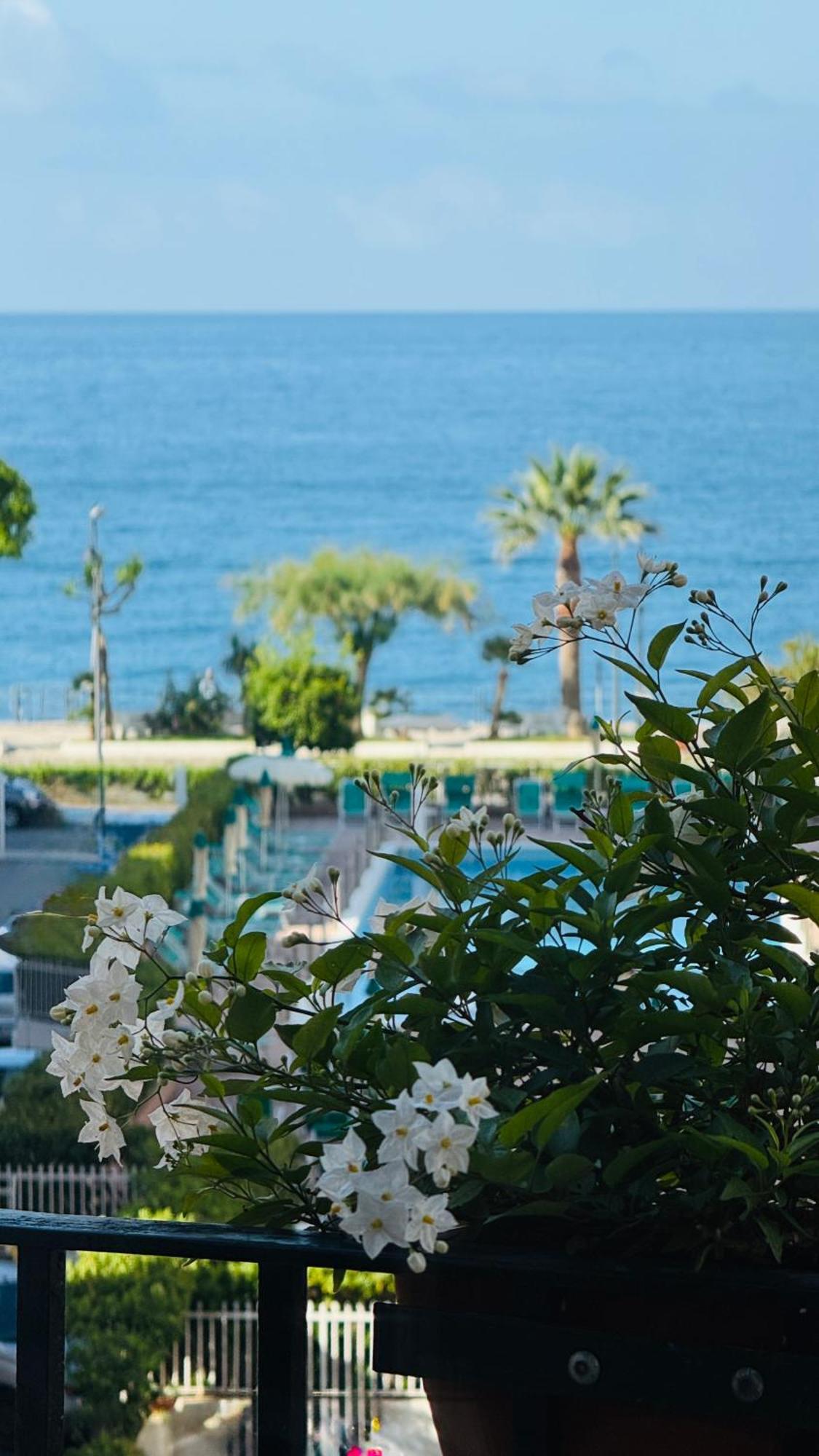 La Maison Rose ไมยอรี ภายนอก รูปภาพ
